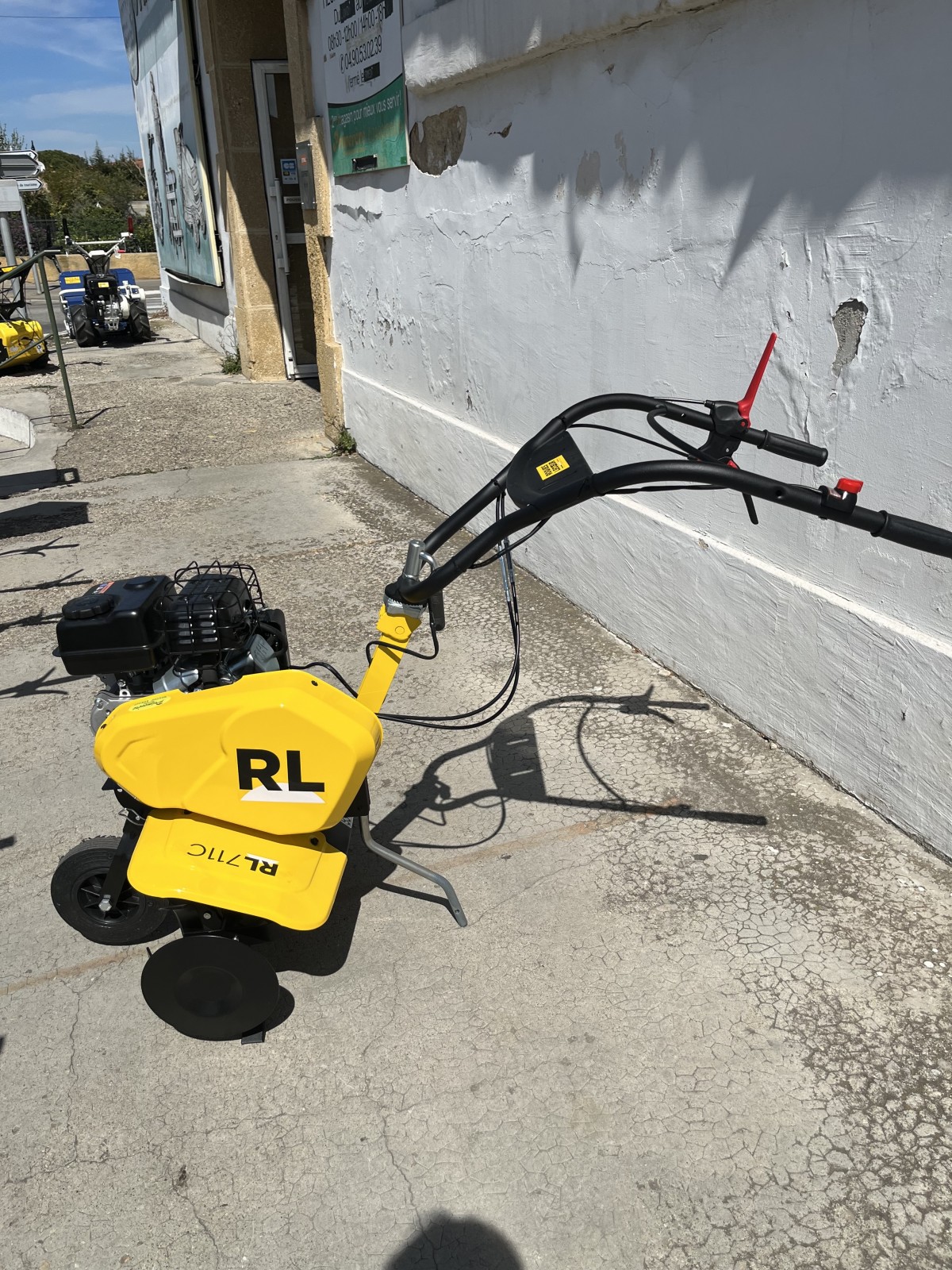 Motobineuse roques & lecoeur RL711C Motobineuse roques & lecoeur RL711C