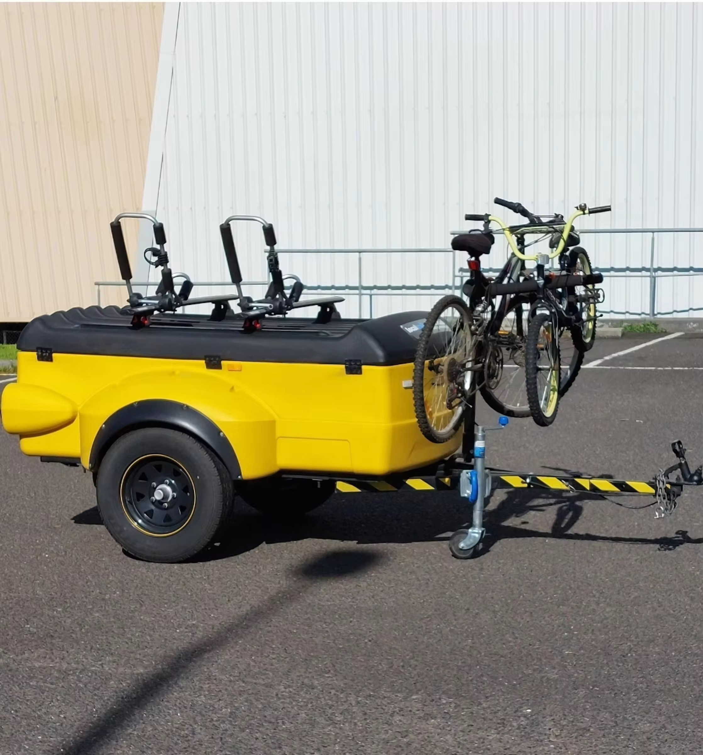 Remorque de Voyage avec Porte-Vélos – Stockage Bagages et Transport 2 à 3 Vélos – Polyvalente et Robuste