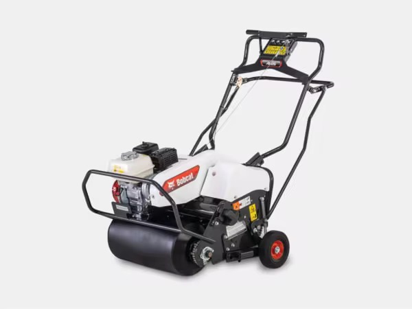 Rouleau Compacteur Vibrant Manuel – Bobcat | Compactage Sol & Asphalte